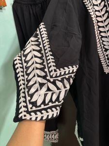 Elegant Embroidered Kurta