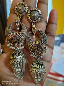 2 Beautiful Silver Earrings 😍