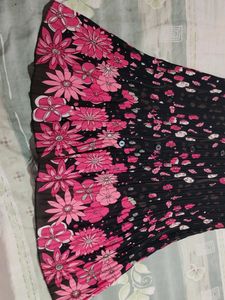 Crepe Sleeveless Stretchable  Top