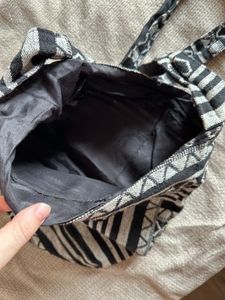 Cloth Slingbag