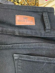 Black High-Waisted Jeans