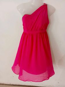 GORGEOUS PINK PARTY DRESS