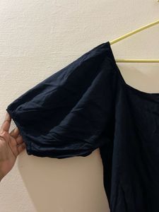 Elegant Black Midi Dress