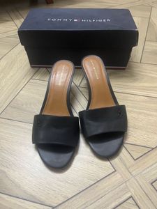 Authentic Tommy Hilfiger Leather Slim Heels