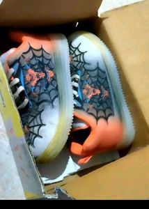 Light Spiderman Shoe