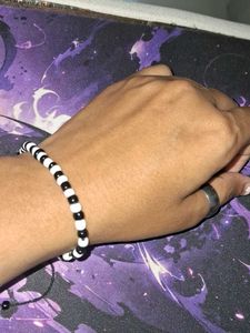 Black &amp; White Beaded Bracelet