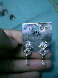 Earings