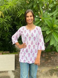 Women White Short Kurti