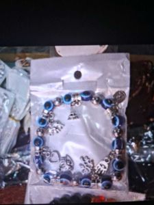 Evil Eyes Bresclet With Charms