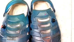 Kids&#39; Blue Clogs