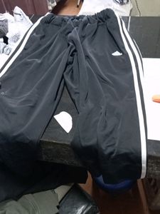 Adidas Quarter