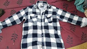 Checks Shirt On Sell