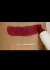 MamaEarth Lip Crayon 🖍️