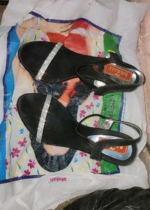 Black Sandles