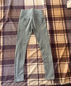 Outstanding Fit Jagging In Very Good Condition