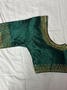 DARK GREEN EMBROIDERED BLOUSE