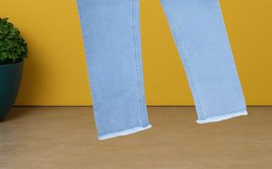 L@46 Size-34 Light Blue Denim Jeans