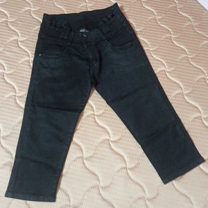 Black Denim Capri