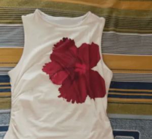 Floral Print Sleeveless Tank Top