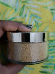 Brightening Turmeric Face Mask!