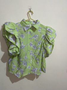 Floral Print Puff Sleeve Top