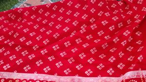 Bandhani Saree - Traditional Elegance