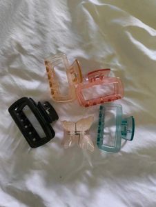 Trendy Assorted Claw &amp; Butterfly Hair Clips Set