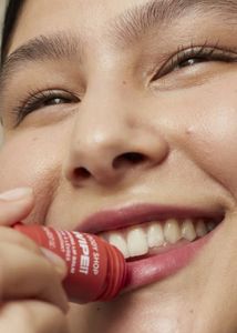 THE BODY SHOP Swipe It Lip Balm