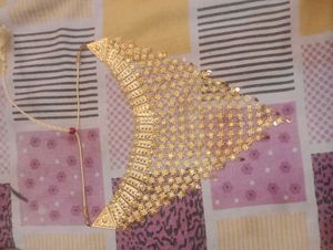 Elegant Gold-toned Necklace