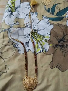 Gold Tone Beaded Necklace