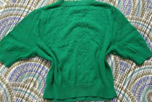Korean Green Crop Top 💚