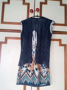 Patterned Sleeveless Tunic