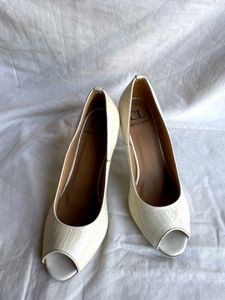 Carlton London heels