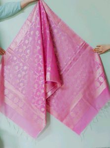 Huge Price Drop. Banarasi weave cotton Dupatta ✨