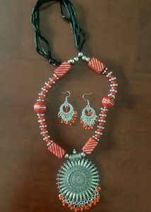 BRAND NEW Red Beaded Necklace & Earring Set