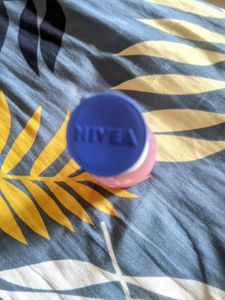 Nivea Fresh Blends Shower Gel