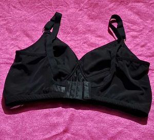 Clovia Bra With Embroidery Work Size 34F