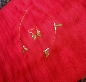 Peacock And Leaf Charm Chain