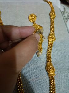 Gold Plated Necklace Set Along With Earrings