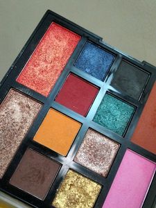 Hilaryrhoda Eye Shadow