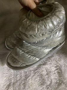 H&amp;M Puffer Boots