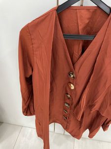 ✨Rust Chic Alert! 🧡 Your Next Wardrobe Gem!