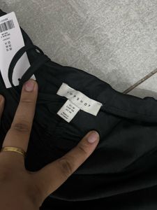 TOPSHOP Black Skirt New With Tags