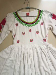 White Floral Ethnic Gown