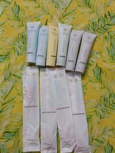 Magenta Springs Travel Toiletries Set
