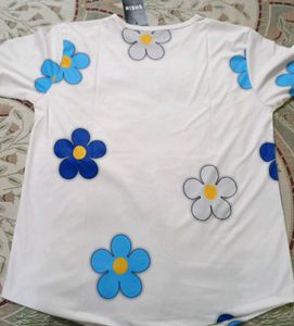 White Floral Print Tee