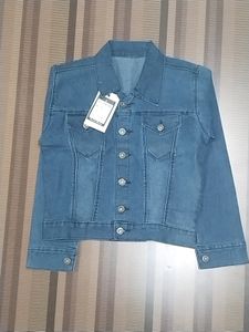 R-17 Size 32 Women Denim Jacket