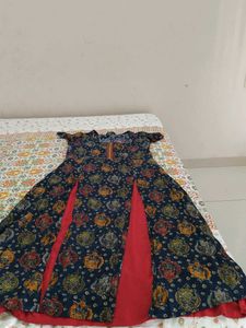Attractive Festive Kurta!!