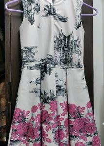 Unique Print Dress With Shrug And Pant