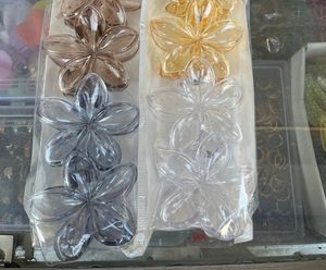 flower clutcher